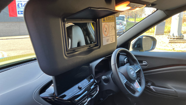 Nissan Juke 1.0 DiG-T Tekna 5dr Petrol Hatchback